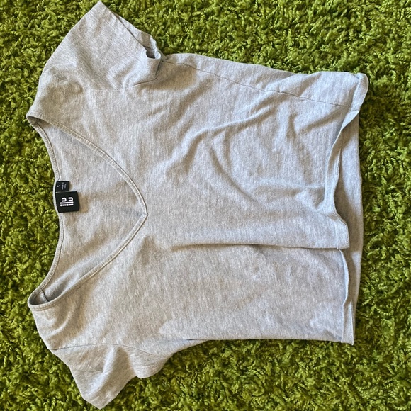 Plain grey crop top - Picture 1 of 3